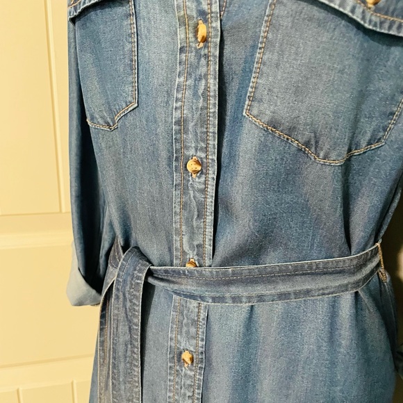 GAP soft denim long sleeve dress with belt - Picture 3 of 8